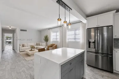 1340 Lincoln Rd #208 1