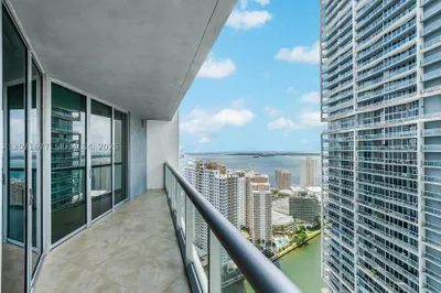 475 Brickell Ave #3811 1