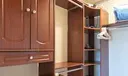 253 Old Meadow Way Photo