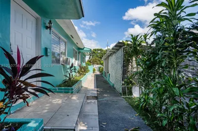 50 NW 69th St 1