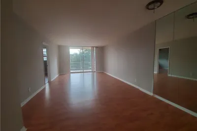 4500 N FEDERAL Highway #356G 1