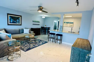 625 Antioch Avenue #407 1