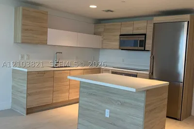 16385 Biscayne Blvd #2302 1