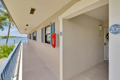 755 Saturn Street #I206 1