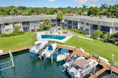 326 Northlake Drive #201 1
