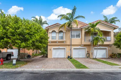 001-1717TerracottaDrive-RivieraBeach-FL-