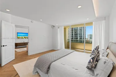 3350 SW 27th Ave #1503 1