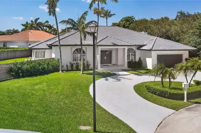 17750 SW 80th Ct 1