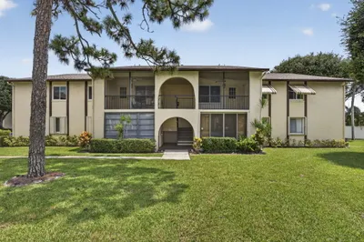 3625 La Aires Court #C-2 1
