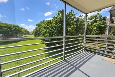 613 S STATE ROAD 7 #2F 1