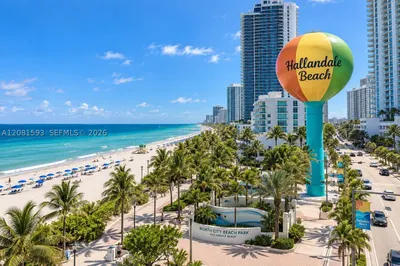 2200 E Hallandale Beach Blvd #610 1