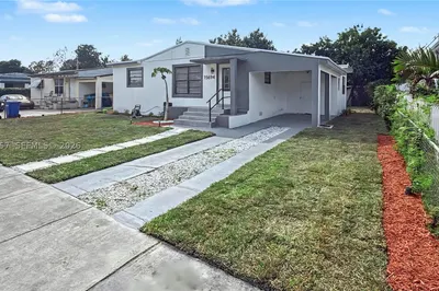15694 NE 10th Ct 1