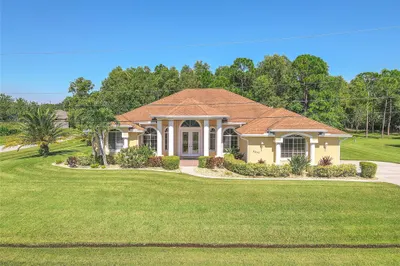 6856 NW Hogate Cir 1