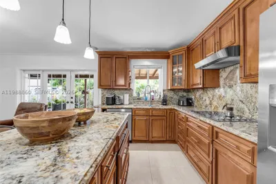 10021 SW 145th Pl 1