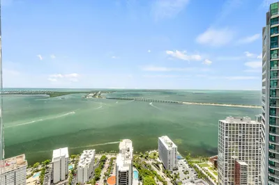 1425 Brickell Ave #51A 1