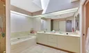 4 Bristol Circle Photo