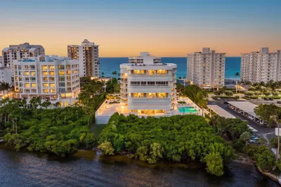 3210 S OCEAN Boulevard #303 1