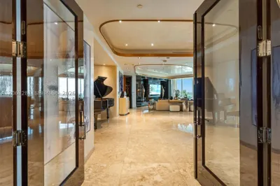 16047 Collins Ave #603 1
