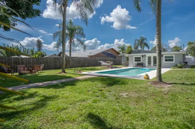 985 SW 29th Terrace
