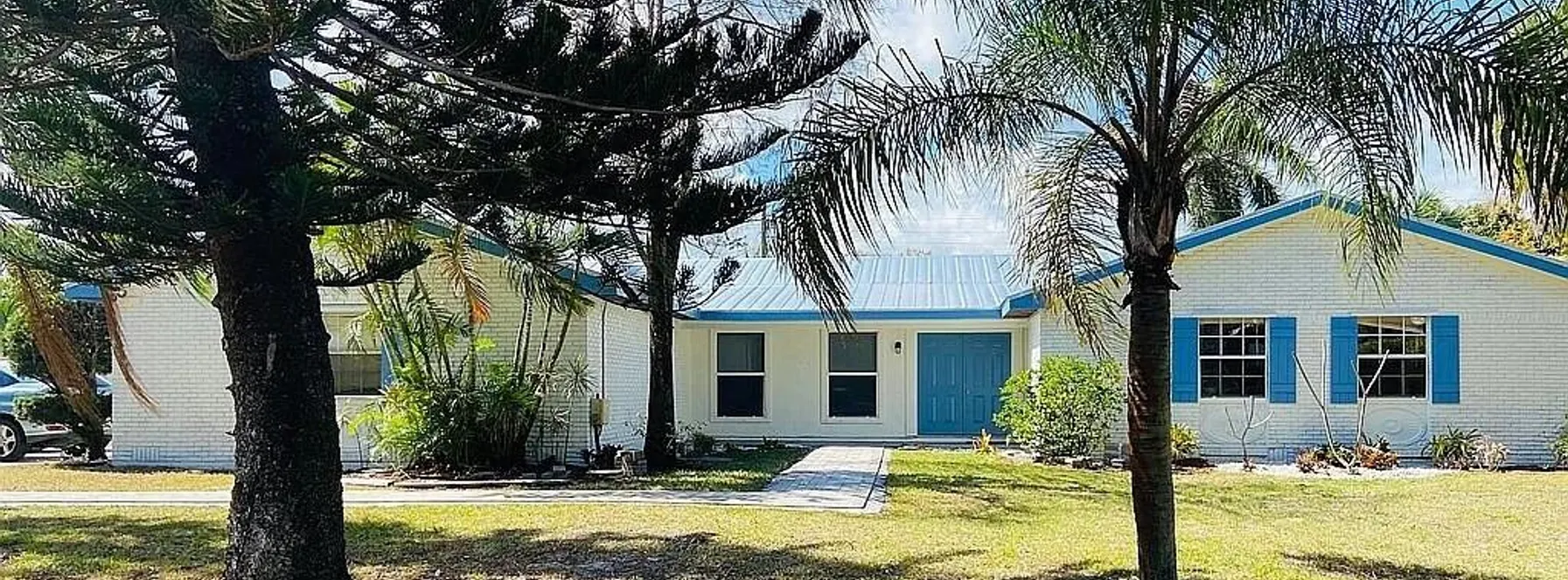 Just Listed | 296 SE Wentworth Drive