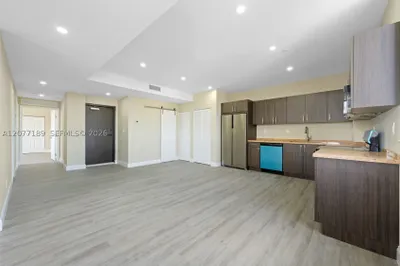 1020 NW 2 Ave #301 1