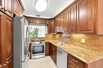 8829 BELLA VISTA Drive #282 1