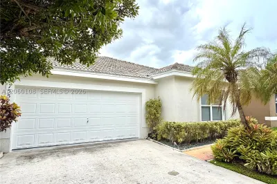 7557 SW 164th Ct 1