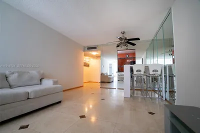 701 Three Islands Blvd #506 1
