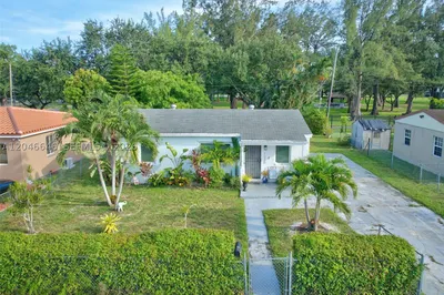1230 NW 84th Ter 1
