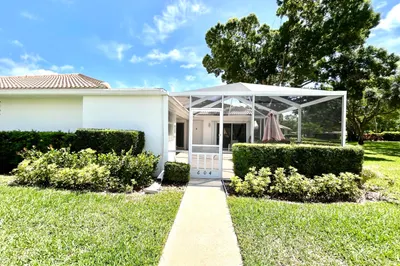 604 Silverleaf Oak Court 1