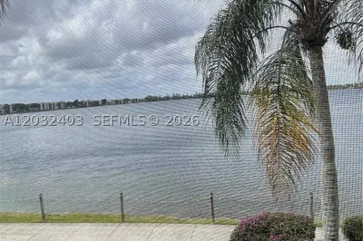 110 Lake Emerald #203 1