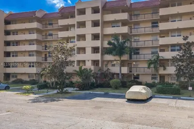 3671 Environ Blvd #368 1