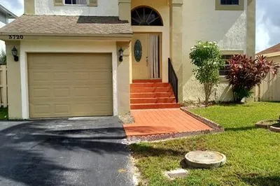 3720 NW 107th Ter 1