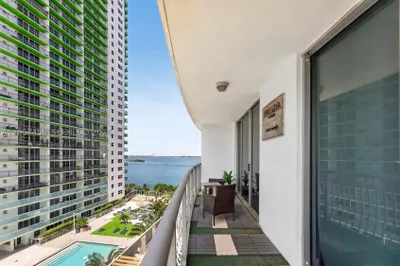 1750 N Bayshore Dr #1609 1