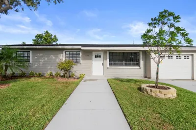 19166 SE Mayo Dr 1