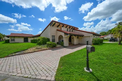 8129 PINE Circle #33 1
