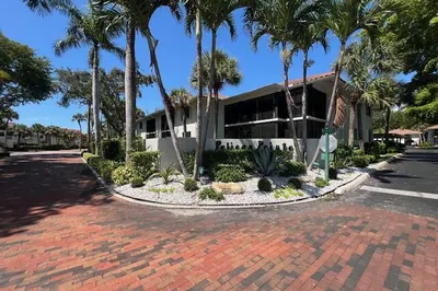 100 Pelican Pointe Drive #203 1