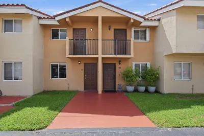 541 NW 82nd #377 1