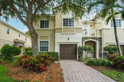 6128 SE Portofino Circle #104 1
