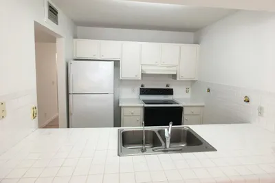 5852 Albert Road 1