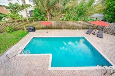 10292 NW 32nd St 1
