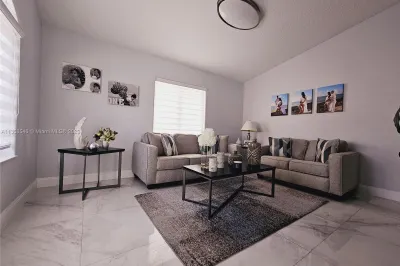 3438 W 75th Pl 1