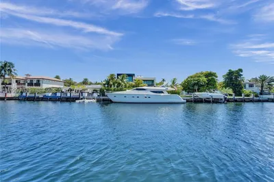 455 Paradise Isle Blvd #104 1