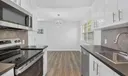 3080 Cornwall D Photo