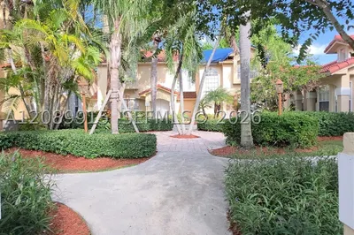 21555 SW 87th Ct #201 1