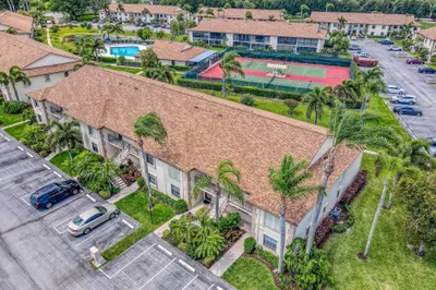 901 Pinecrest Circl #E 1