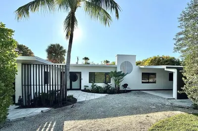 326 Westminster Road 1