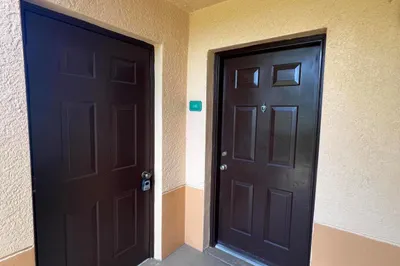131 SW Palm 102 Drive #102 1