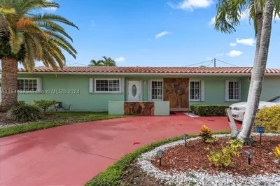 8350 SW 41st Ter 1