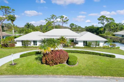 625 Atlantis Estates Way 1